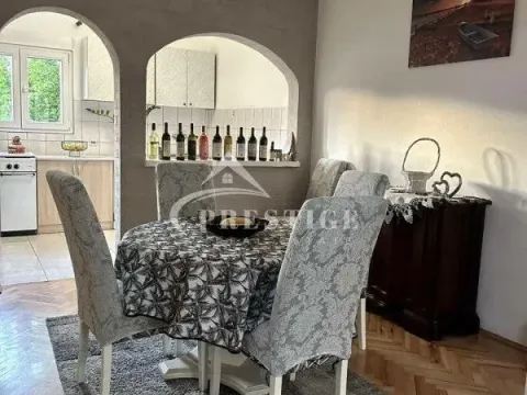 Izdavanje, kuća, 160m², Gornja Gorica, Podgorica - image 7