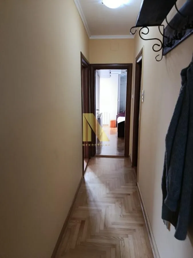 Izdavanje, trosoban stan, 73m², Centar, Novi Sad