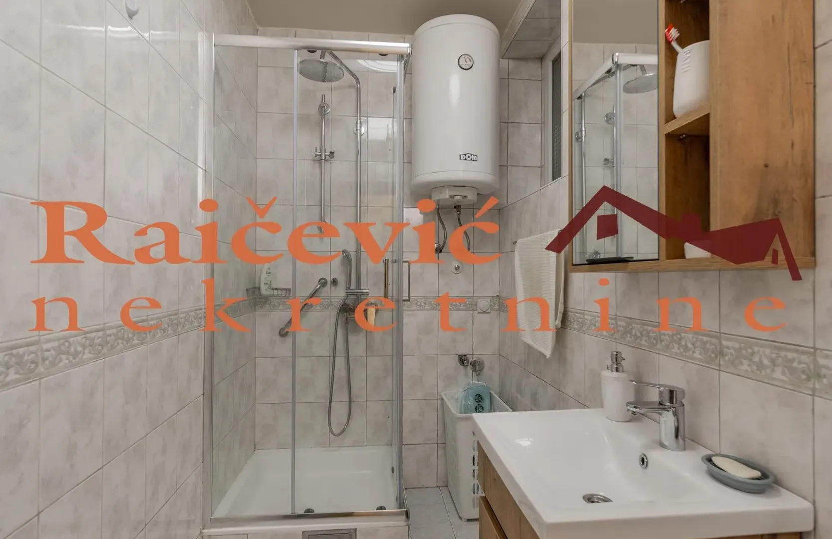 Prodaja, četvorosoban stan, 104m², Gradska Bolnica, Zvezdara Sve Podlokacije