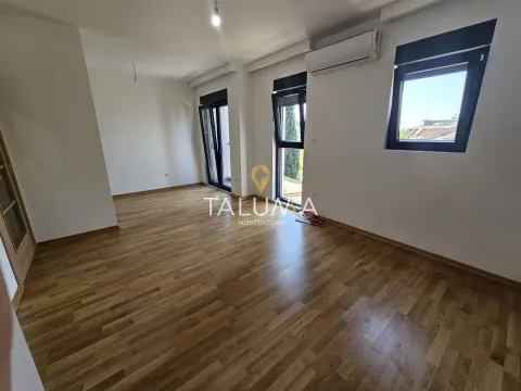 Izdavanje, jednosoban stan, 50m², Zagorič, Podgorica