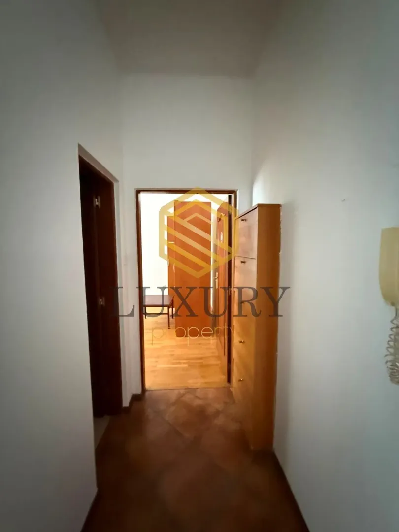 Rent, office space, 65m², Centar, Podgorica