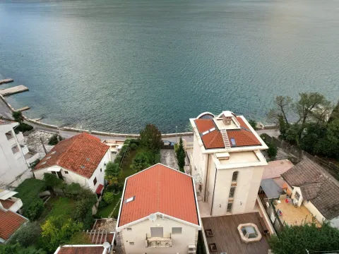 Sale, house, 280m², Stoliv, Kotor - image 24
