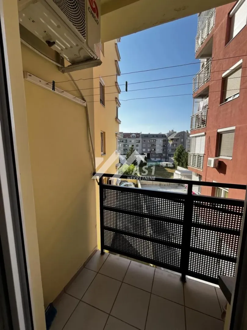 Izdavanje, jednosoban stan, 30m², Grbavica, Novi Sad Sve Podlokacije