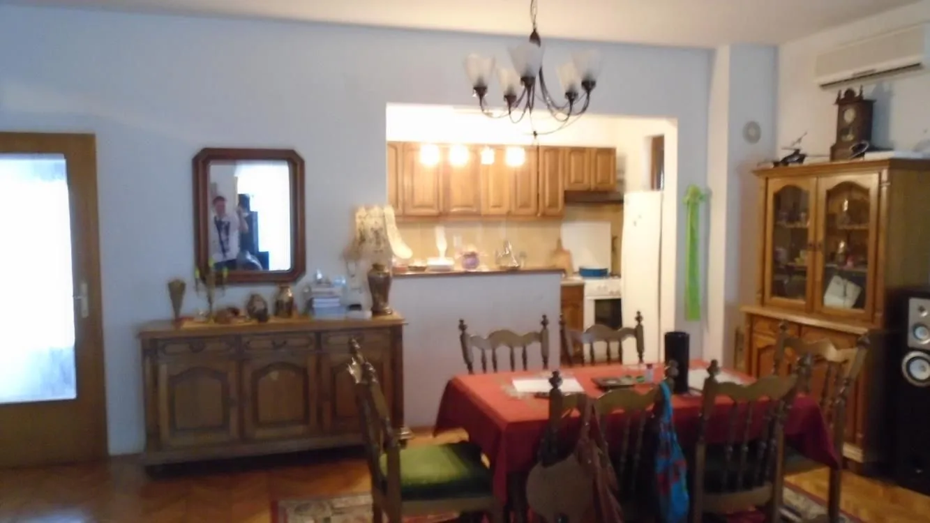Prodaja, kuća, 250m², Centar, Jagodina