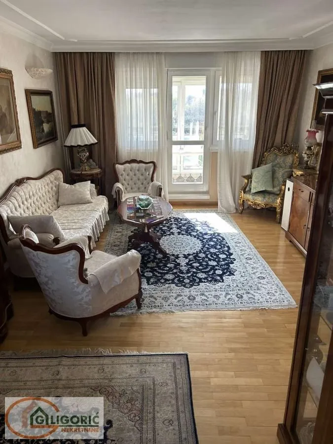 Prodaja, trosoban stan, 90m², Lion, Zvezdara Sve Podlokacije