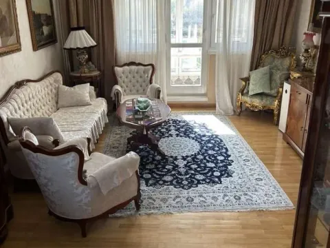 Prodaja, trosoban stan, 90m², Lion, Zvezdara Sve Podlokacije - image 1