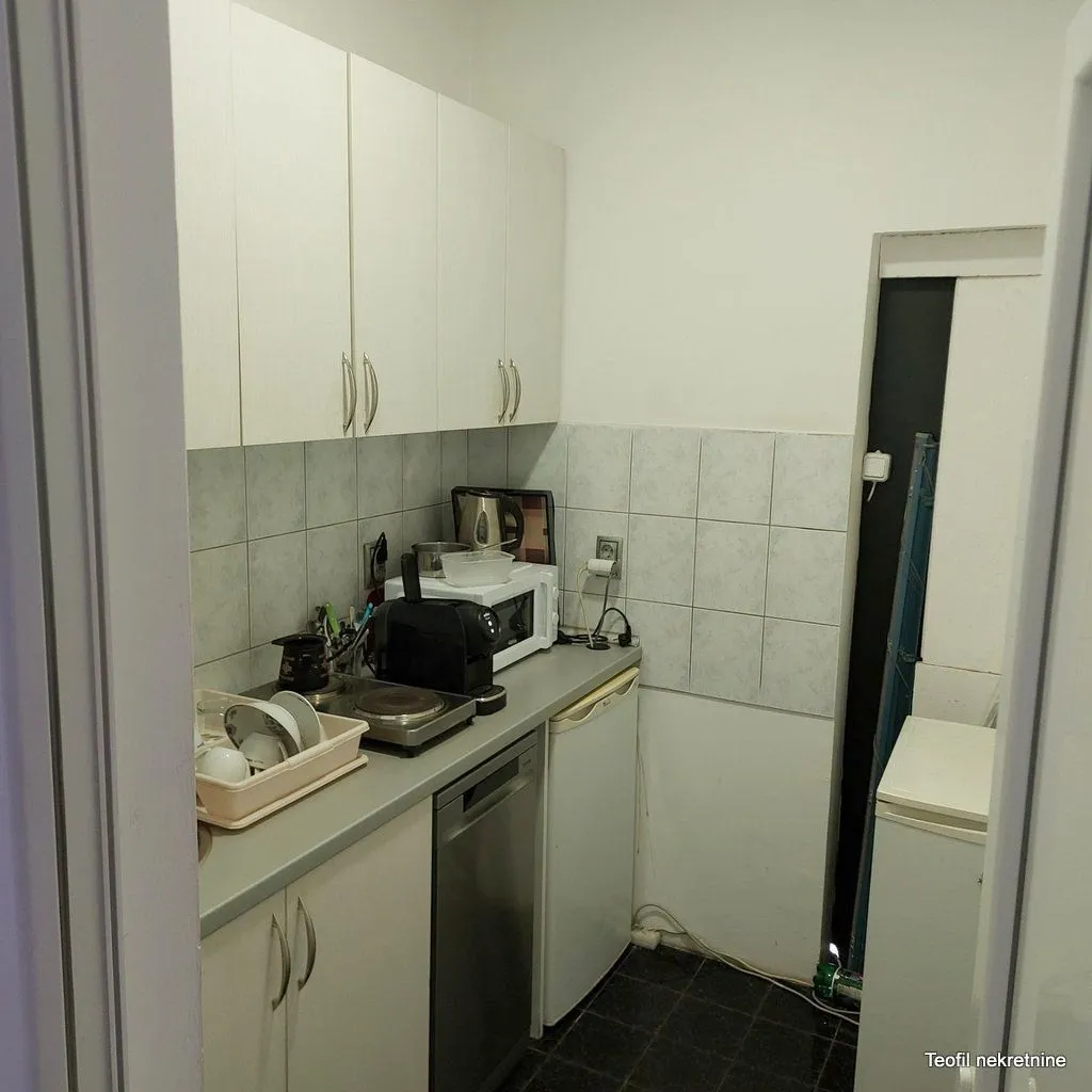 Rent, office space, 48m², Galenika, Beograd