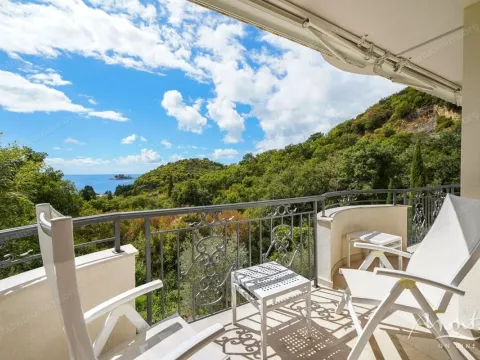 Sale, two bedroom apartment, 88m², Petrovac, Budva