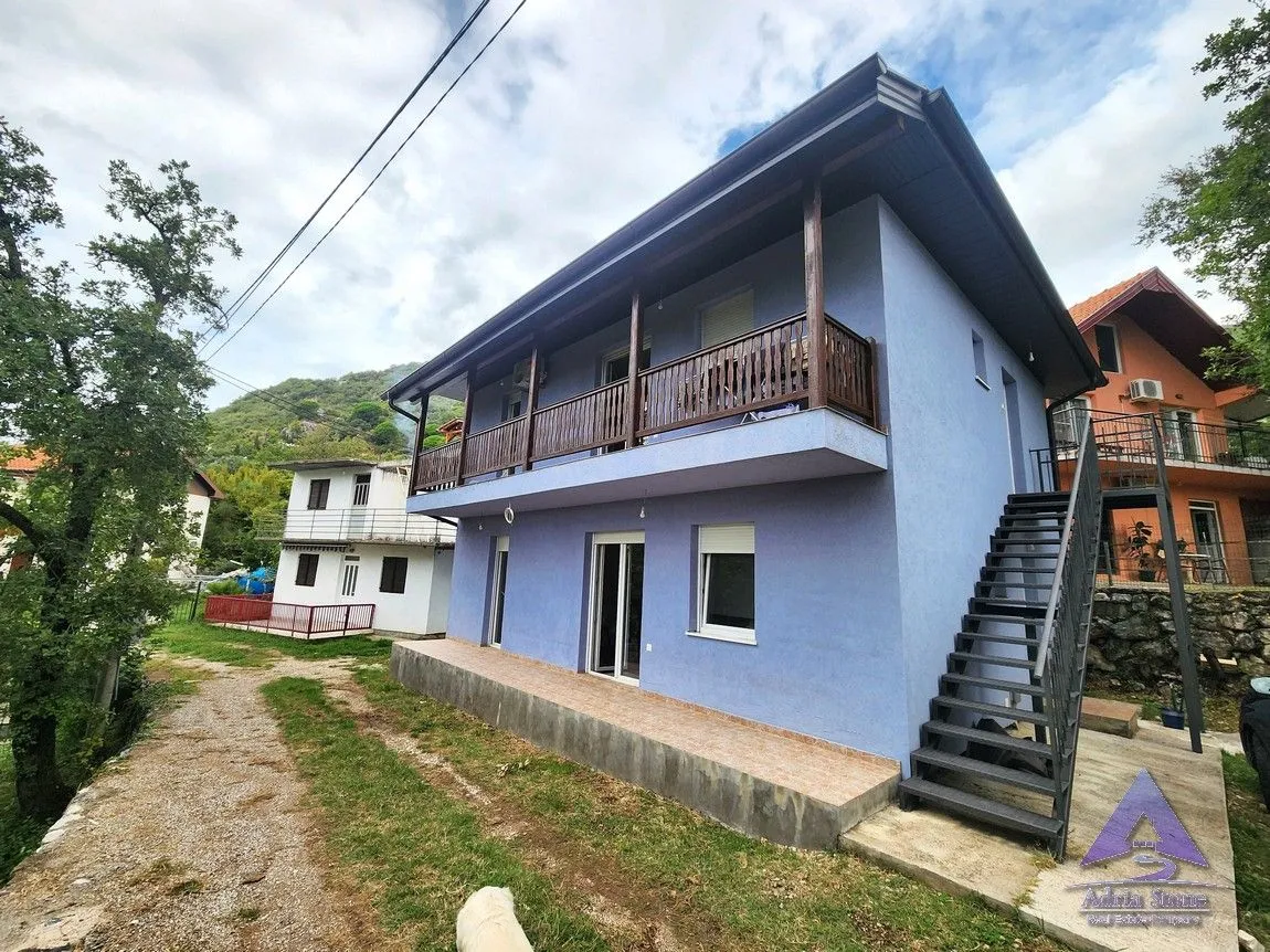 Sale, house, 146m², Markovići, Budva