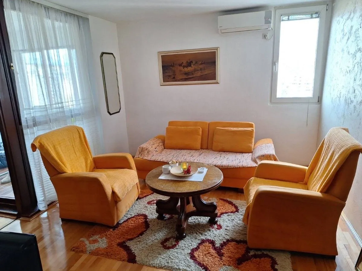 Sale, one bedroom apartment, 76m², Blok 5, Podgorica