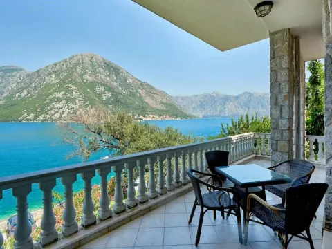 Prodaja, kuća, 235m², Kostanjica, Kotor - image 17