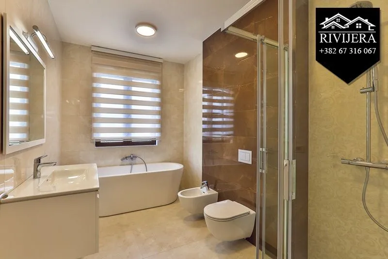 Prodaja, kuća, 290m², Kava, Tivat