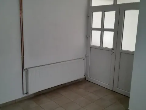 Rent, office space, 55m², Veternik, Novi Sad Sve Podlokacije - image 6