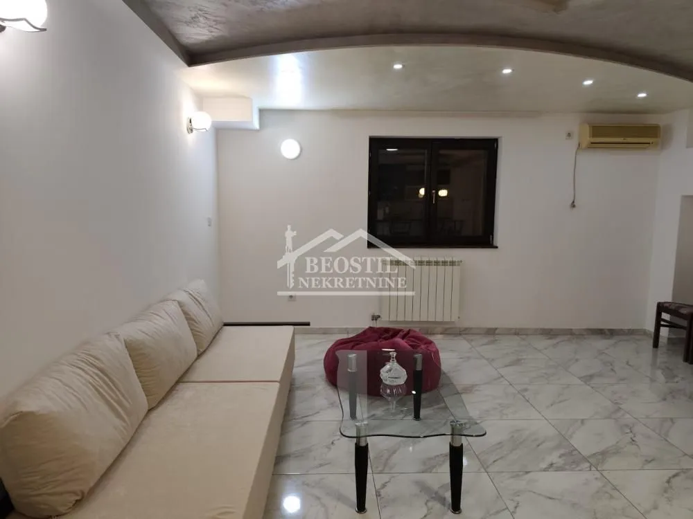 Izdavanje, dvosoban stan, 62m², Miljakovac, Rakovica