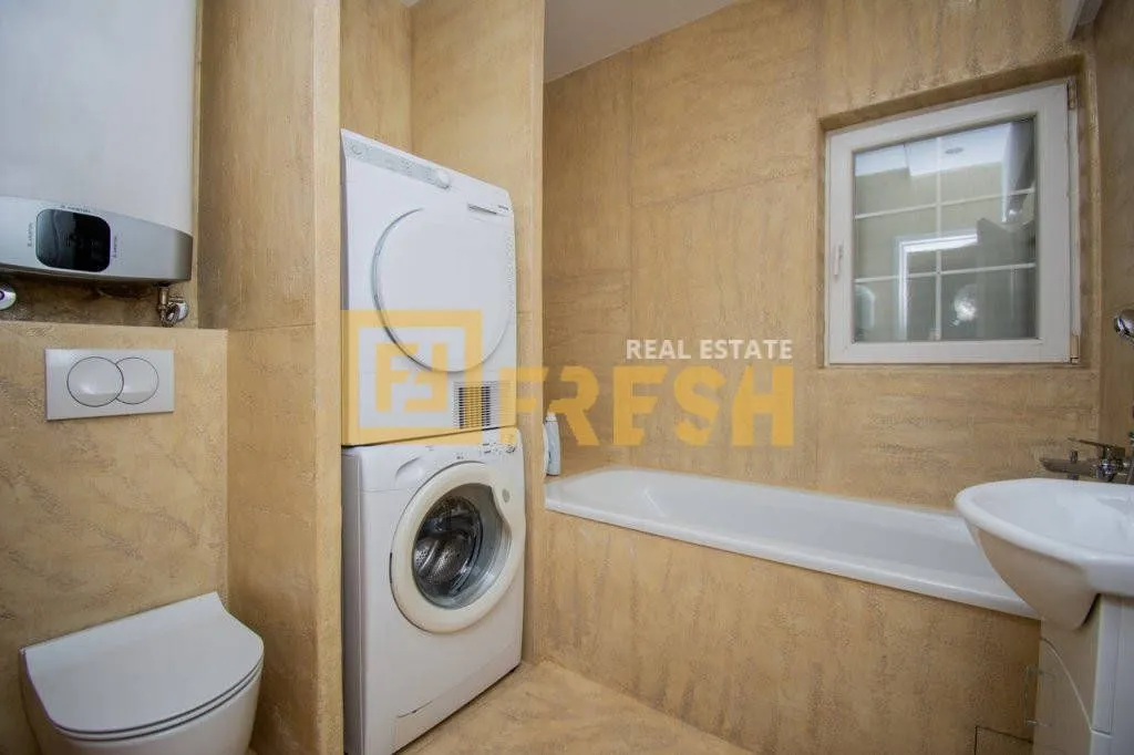 Rent, house, 320m², Gornja Gorica, Podgorica