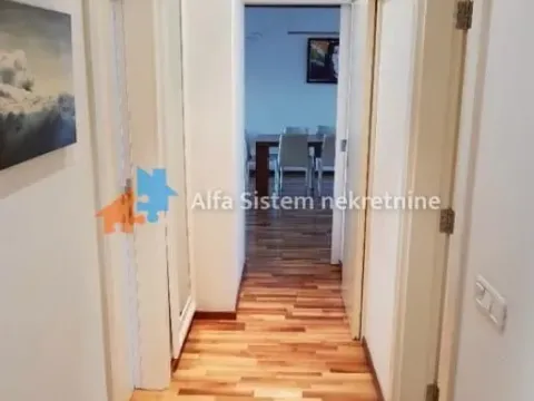 Izdavanje, trosoban stan, 130m², Stari Grad, Beograd - image 7