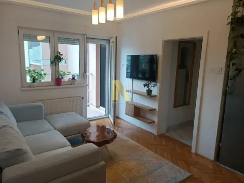 Izdavanje, dvosoban stan, 53m², Adamovićevo Naselje, Novi Sad Sve Podlokacije - image 2