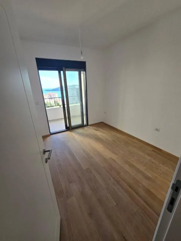 Sale, one bedroom apartment, 43m², Bečići, Budva