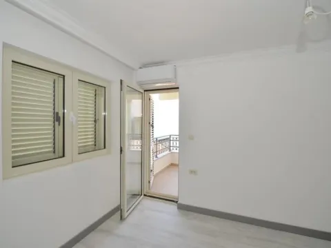 Prodaja, dvosoban stan, 100m², Kotor, Crna Gora - image 5