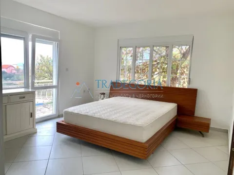 Prodaja, kuća, 264m², Bar, Crna Gora - image 8