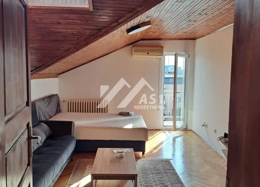 Izdavanje, jednosoban stan, 40m², Novi Sad Sve Podlokacije, Novi Sad