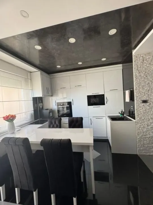 Prodaja, četvorosoban stan, 78m², Podbara, Novi Sad Sve Podlokacije