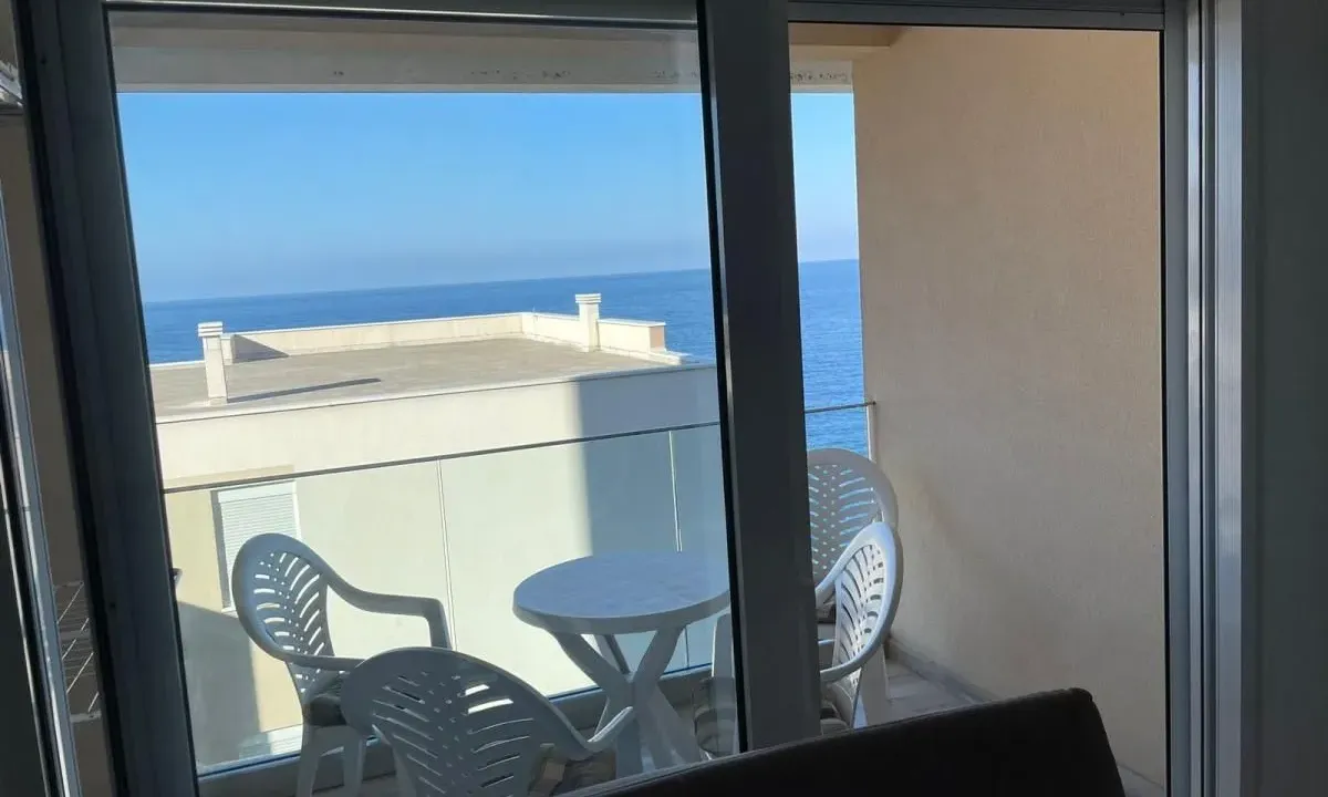 Sale, studio apartment, 33m², Dobre Vode, Bar