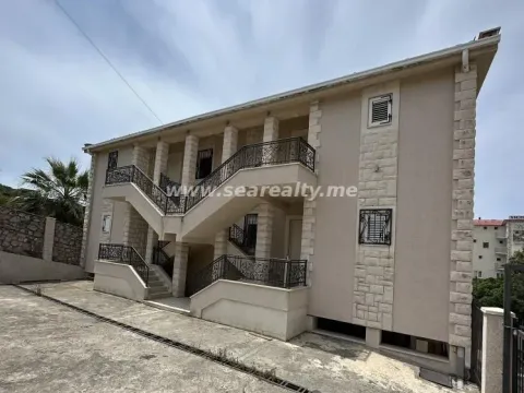 Prodaja, jednosoban stan, 73m², Hladna Uvala, Bar - image 2