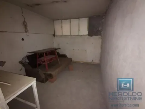 Sale, office space, 68m², Centar, Jagodina - image 4