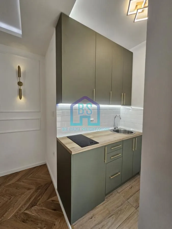 Prodaja, jednosoban stan, 21m², Stari grad, Novi Sad