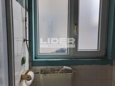 Sale, three bedroom apartment, 98m², Topličin venac, Beograd - image 7