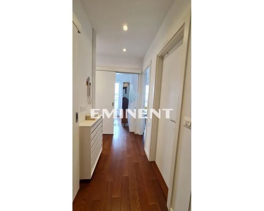 Izdavanje, stan, 69m², Novi Beograd Blok 67, Novi Beograd Sve Podlokacije