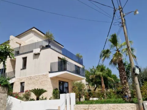 Sale, house, 300m², Markovići, Budva - image 10