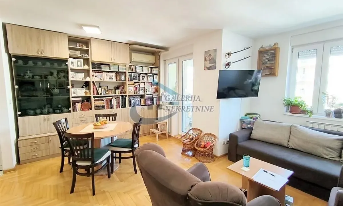 Sale, three bedroom apartment, 84m², Voždovac Sve Podlokacije, Beograd