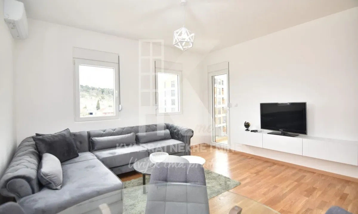 Izdavanje, dvosoban stan, 54m², Zabjelo, Podgorica