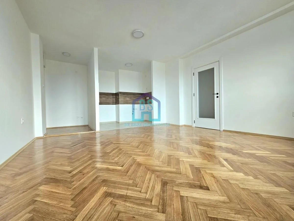 Sale, two bedroom apartment, 64m², Bulevar Oslobodjenja, Novi Sad Sve Podlokacije