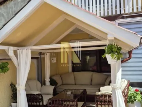 Sale, house, 150m², Gat, Subotica