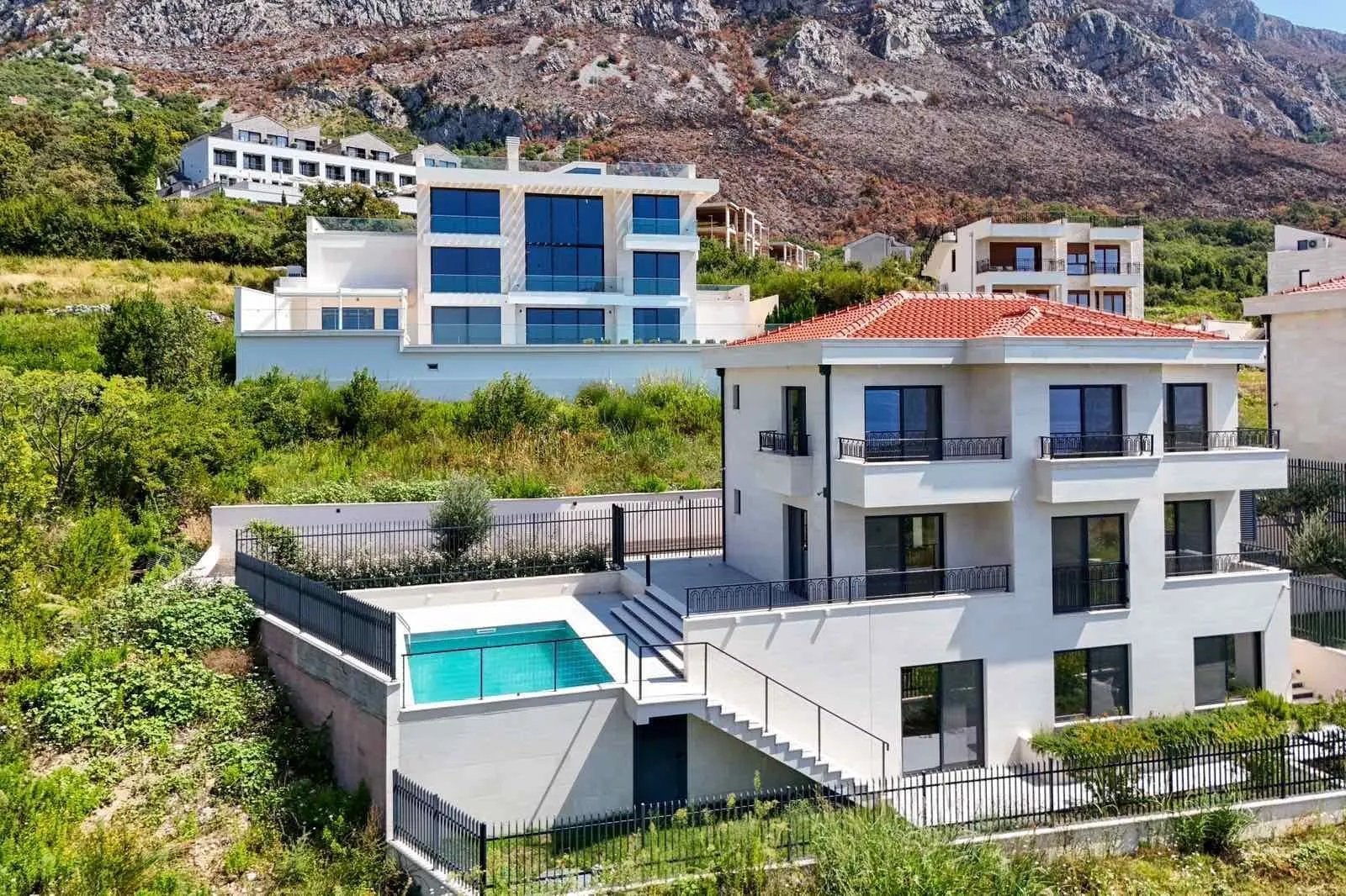 Prodaja, kuća, 318m², Reževići, Budva