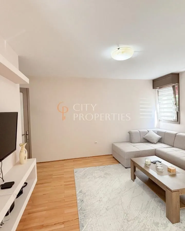 Izdavanje, stan, 80m², Blok 5, Podgorica
