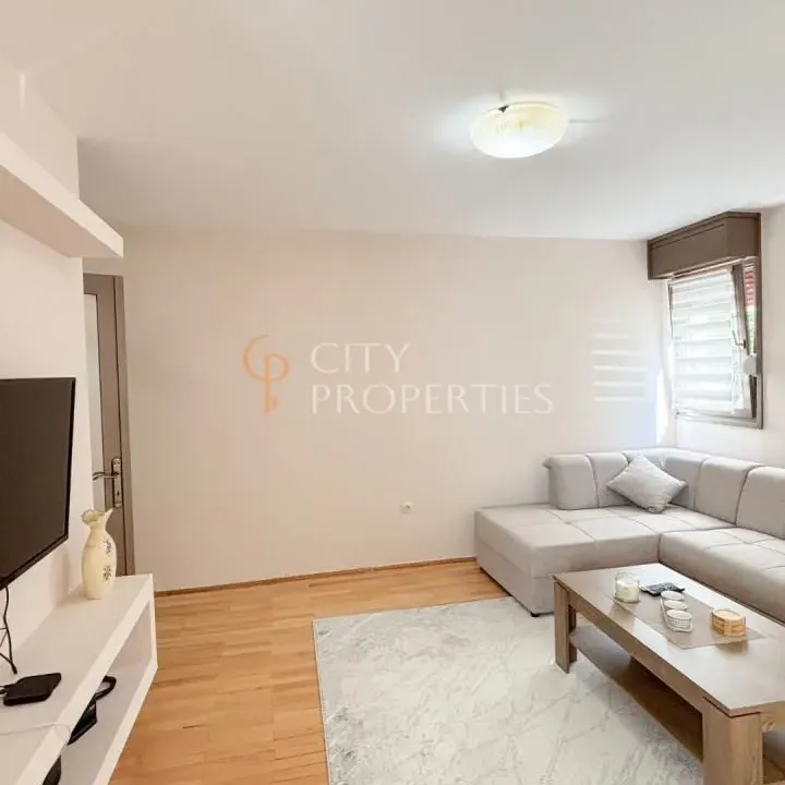 Izdavanje, stan, 80m², Blok 5, Podgorica