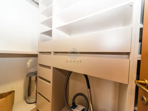 Izdavanje, dvosoban stan, 70m², City Kvart, Podgorica - image 10