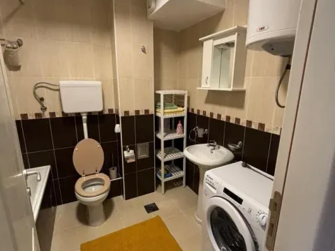 Izdavanje, dvosoban stan, 50m², Socijalno, Novi Sad Sve Podlokacije - image 14