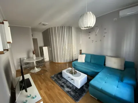 Rent, two bedroom apartment, 60m², Stari grad, Novi Sad - image 2