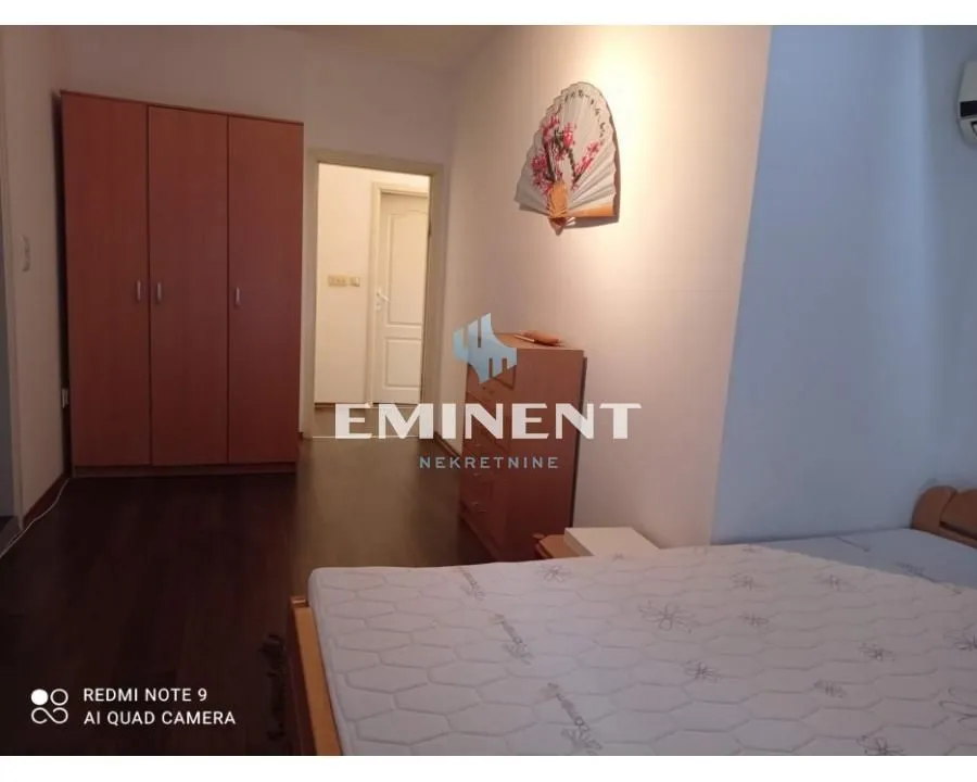 Sale, three bedroom apartment, 133m², Uciteljsko Naselje, Zvezdara Sve Podlokacije