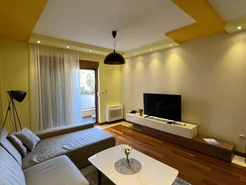 Rent, two bedroom apartment, 75m², Centar, Podgorica - image 2