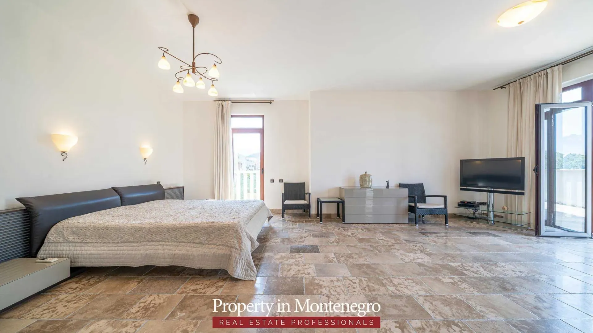 Sale, house, 971m², Petrovac, Budva