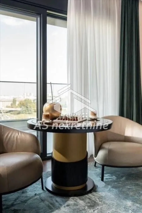 Izdavanje, četvorosoban stan, 450m², Tošin bunar, Novi Beograd Sve Podlokacije