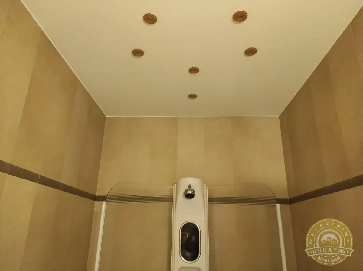Prodaja, četvorosoban stan, 213m², Centar, Novi Sad
