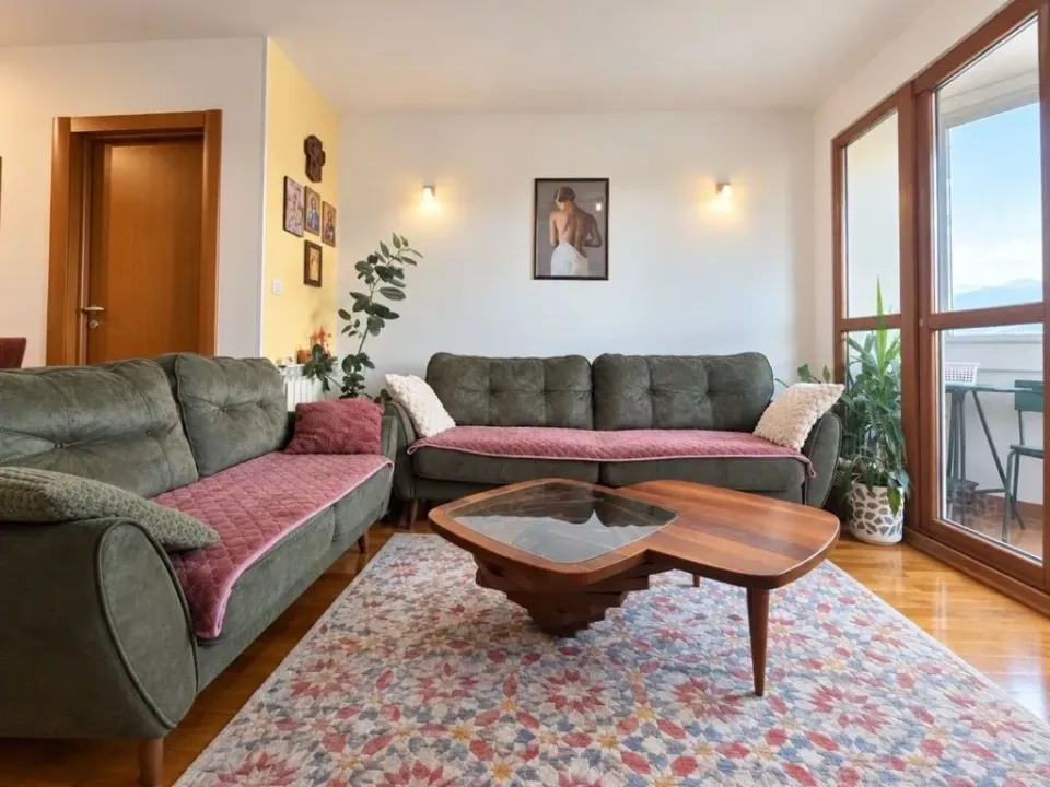 Prodaja, dvosoban stan, 64m², Preko Morače, Podgorica