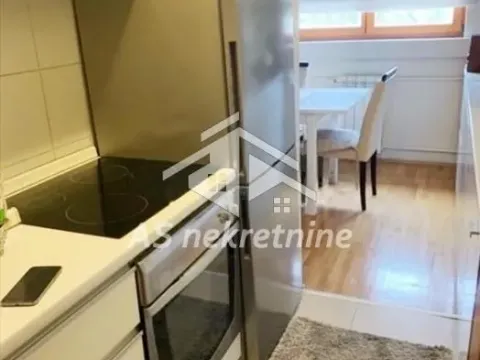 Izdavanje, četvorosoban stan, 100m², Novi Beograd Blok 37, Novi Beograd Sve Podlokacije - image 5